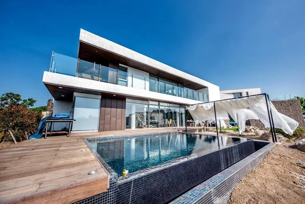 Jeju Mia Private Pool Villa Large Outdoor Warm Pool South Korea
