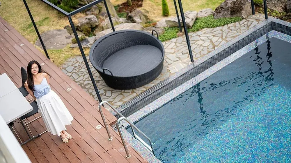 Guest house Jeju Mia Private Pool Villa Large Outdoor Warm Pool